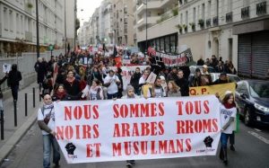 7767694757_manifestation-anti-racisme-le-7-decembre-a-paris