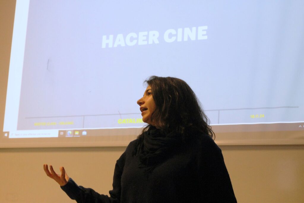 En plus des projections, une masterclass "Hacer ciné" ("Faire du cinéma") a été présentée par Catalina Razzini, réalisatrice "Cuidando al sol", l'un des films projetés.